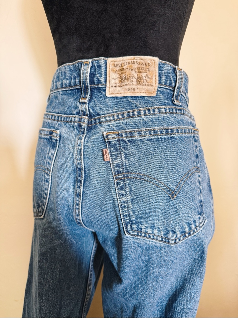 Levi 540 Relaxed Fit Jeans
